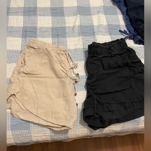 H&M linen blend Beige and Black Shorts